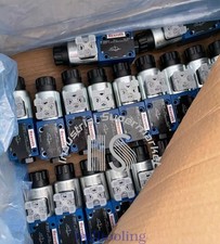 New Rexroth R900551704 4WE6D62/EW110N9K4 solenoid valve picture