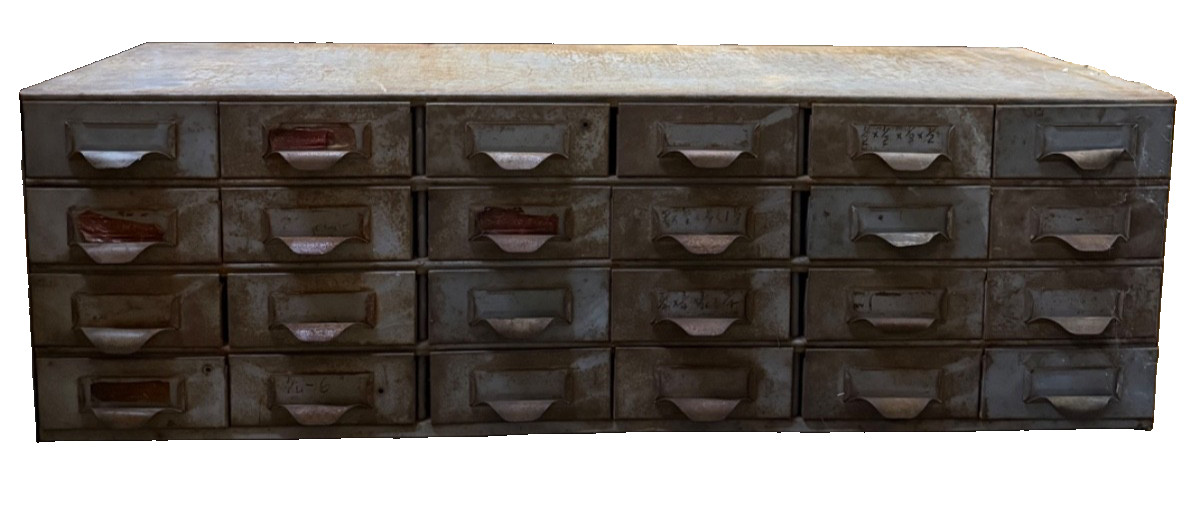 Vintage Lyon Industrial Metal 18 Drawer parts Cabinet Original paint  U.S.A.F.