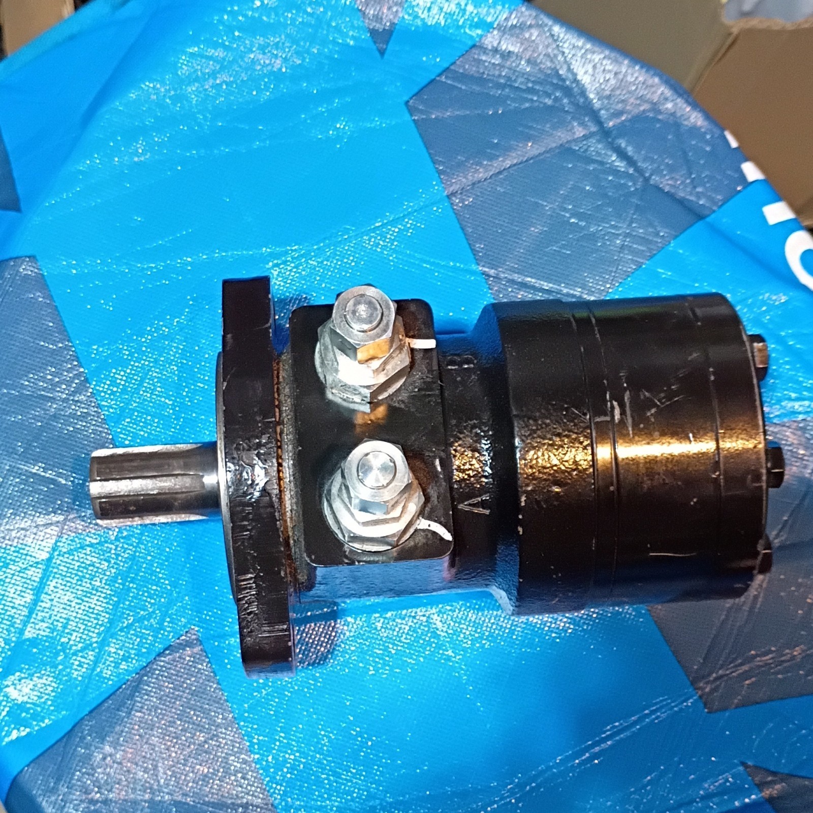 Dynamic Fluid Components Hydraulic Motor BMR(S)-160-H2-S-SJ Flange Mounted