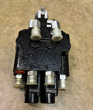 OEM Prince Hydraulic Control Valve 2 Spool Loader Valve C-768 SVW100262 NOS picture