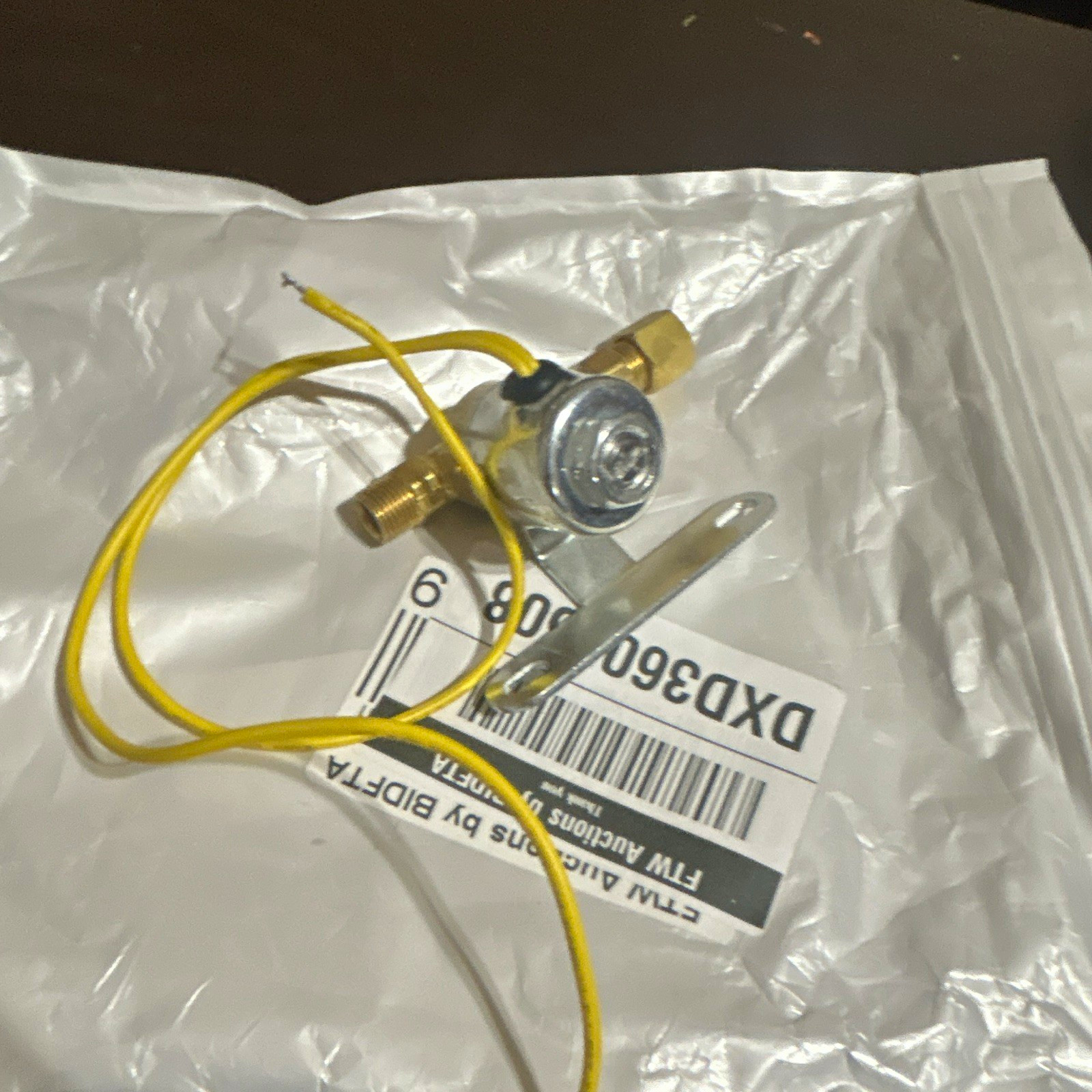 BIFET DXD369 Solenoid Valve 24V 2.3W 3/64