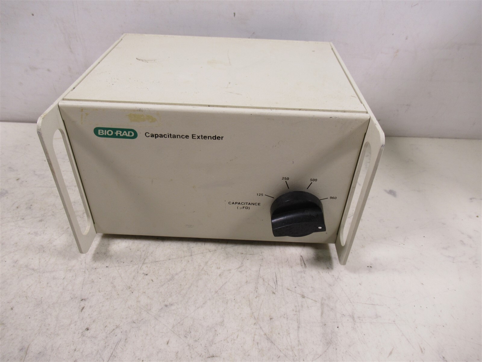 Bio-Rad Variable Capacitance Extender Electrophoresis Laboratory Device