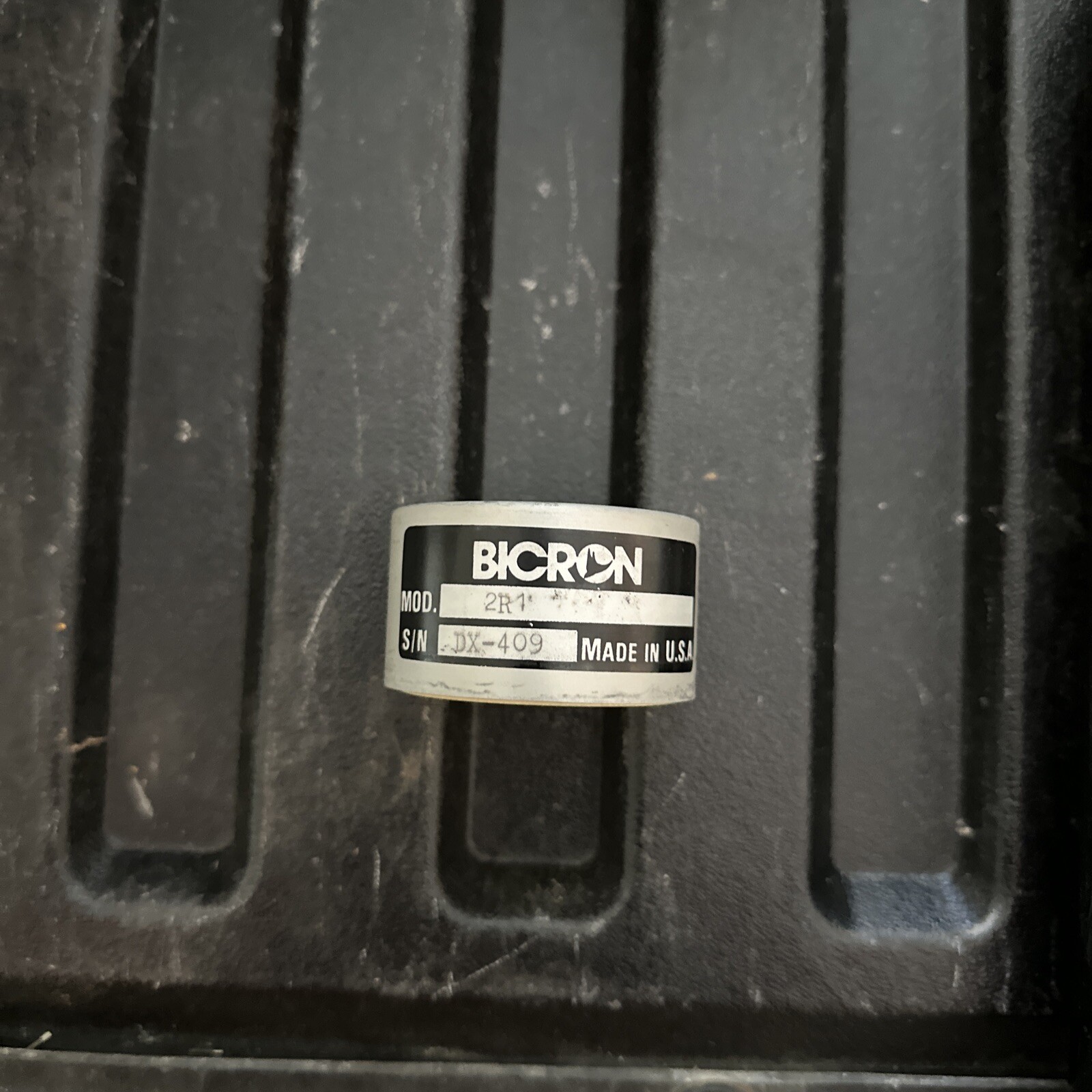 BICRON SCINTILLATION CRYSTAL/DETECTOR MODEL 2R1 BICRON SCINTILLATION CRYSTAL/DETECTOR MODEL 2R1