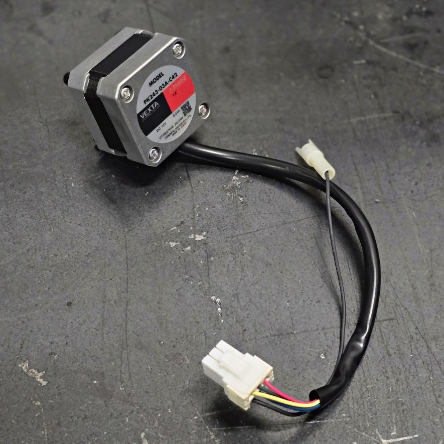 Genuine OEM Briggs & Stratton Stepper Motor (Part # 845819) – (NEW TAKE-OFF)