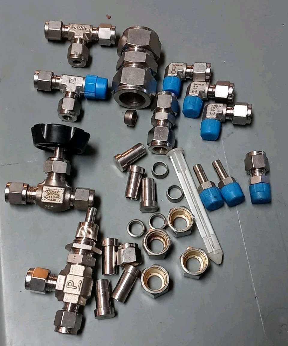 Swagelok Parker Hoke Superlok Valves Fittings Ss316 Tee Elbow Lot Of NoS