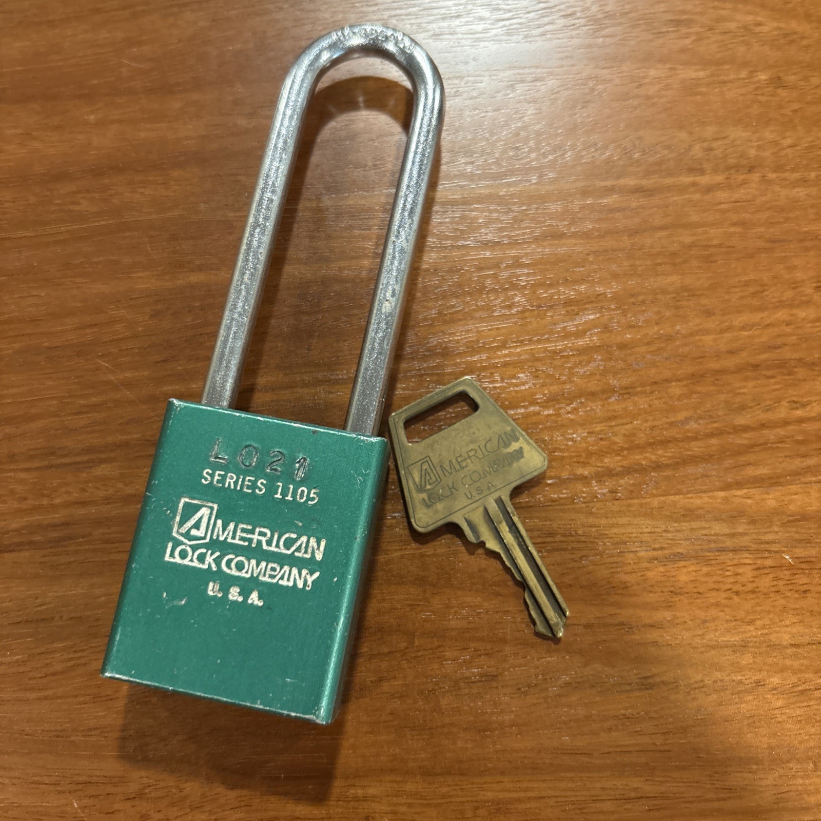 Vintage American Lock Company Series 1105 Hardened Lock w/ 1 Key Green