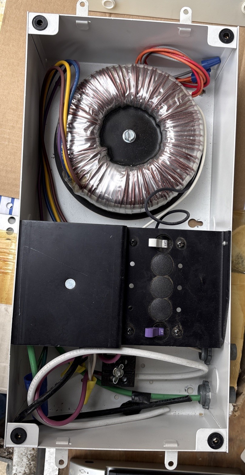 Q-TRAN QX-300MV QTM-SERIES LOW VOLTAGE POWER SUPPLY, 300-WATT, 12/24VDC OUT