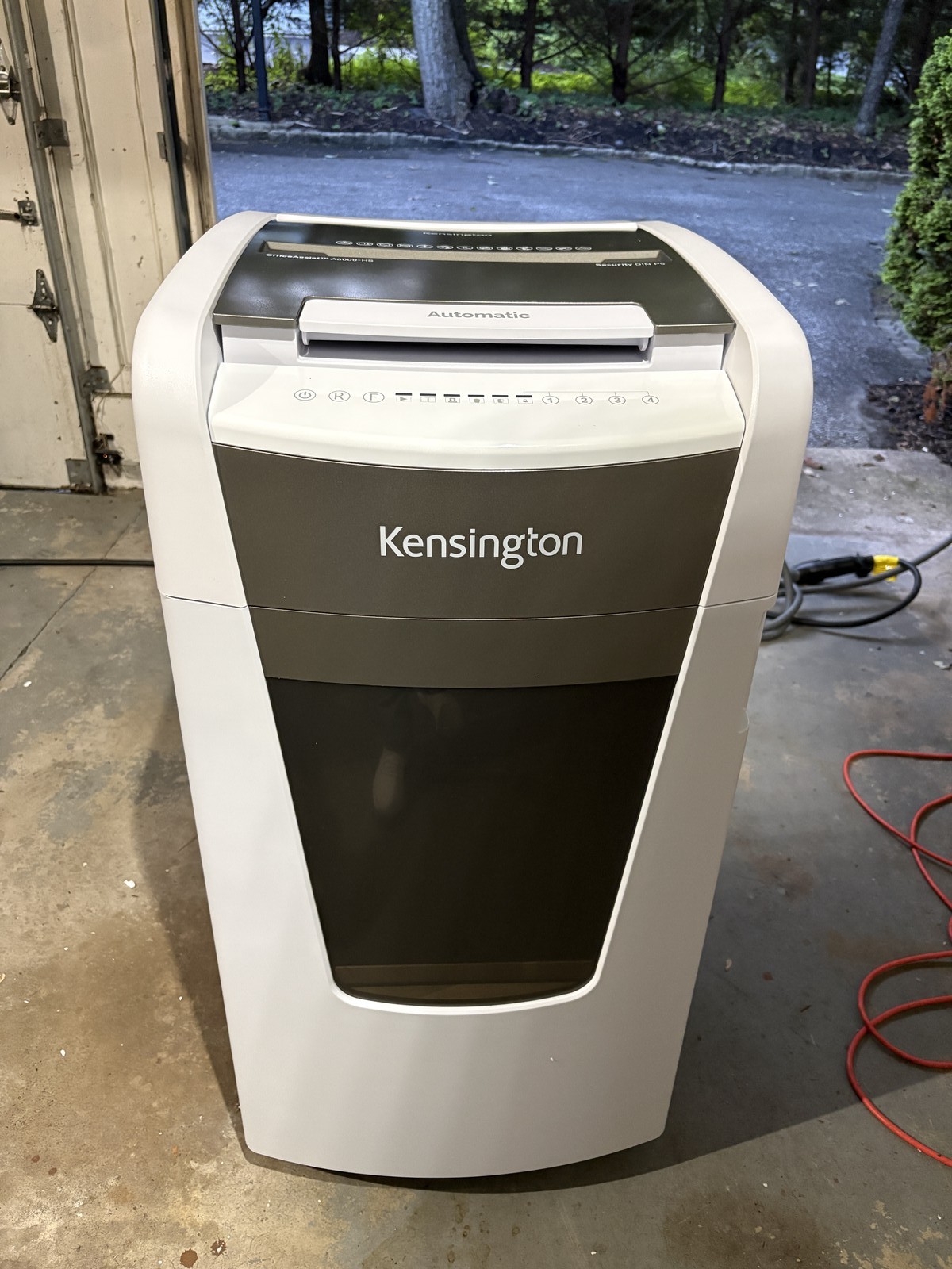 Kensington OfficeAssist 300 Sheet Auto Feed Micro Cut Shredder 15.8 Gallon