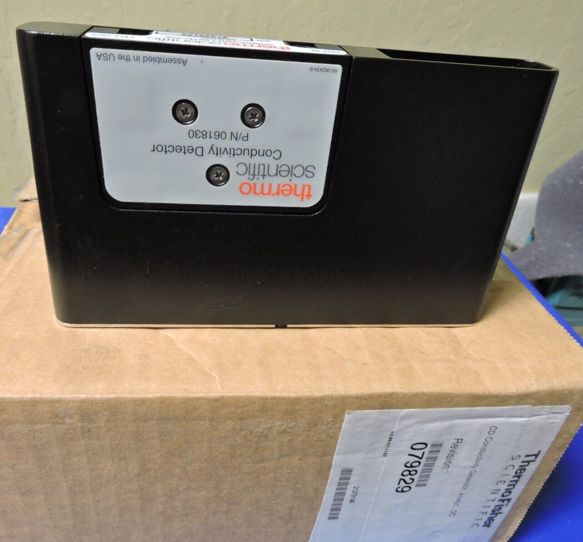 NEW Thermo Fisher 061830 Dionex 079829 Conductivity Detector ICS-5000 / ICS-6000