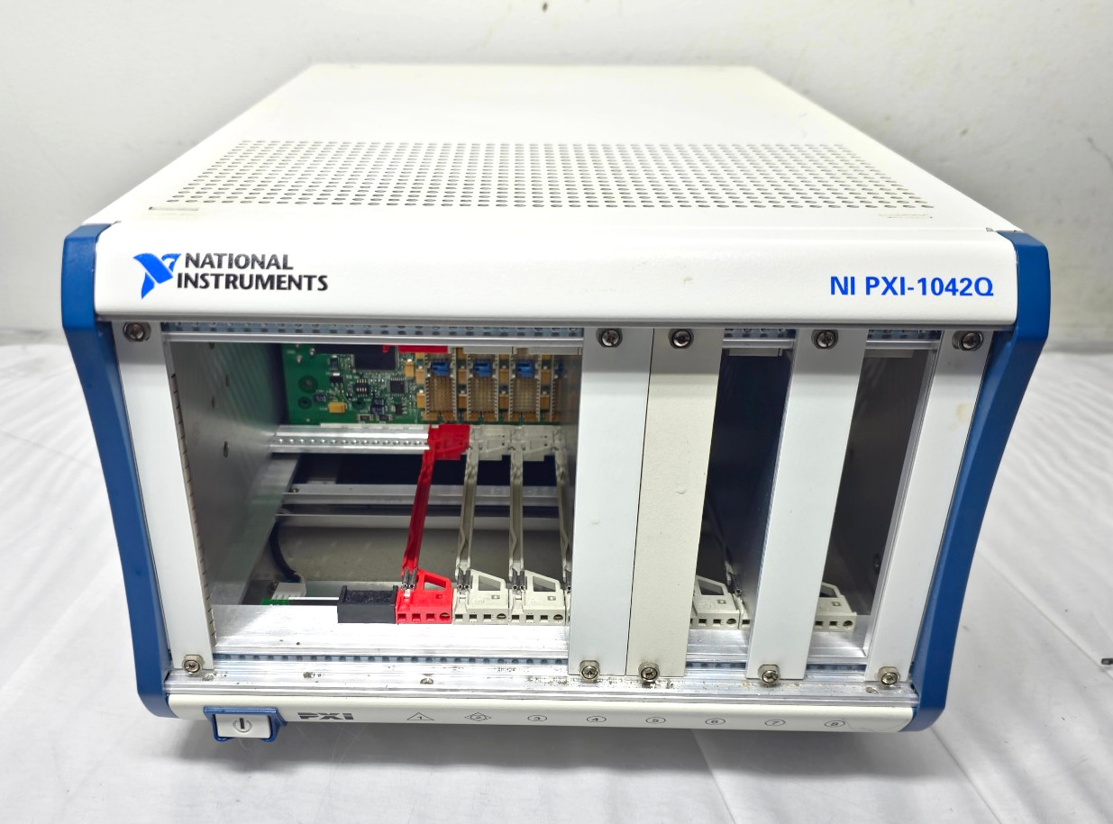 National Instruments NI PXI-1042Q Chassis / 8-Slot 3U PXI Mainframe. TESTED National Instruments NI PXI-1042Q Chassis / 8-Slot 3U PXI Mainframe. TESTED