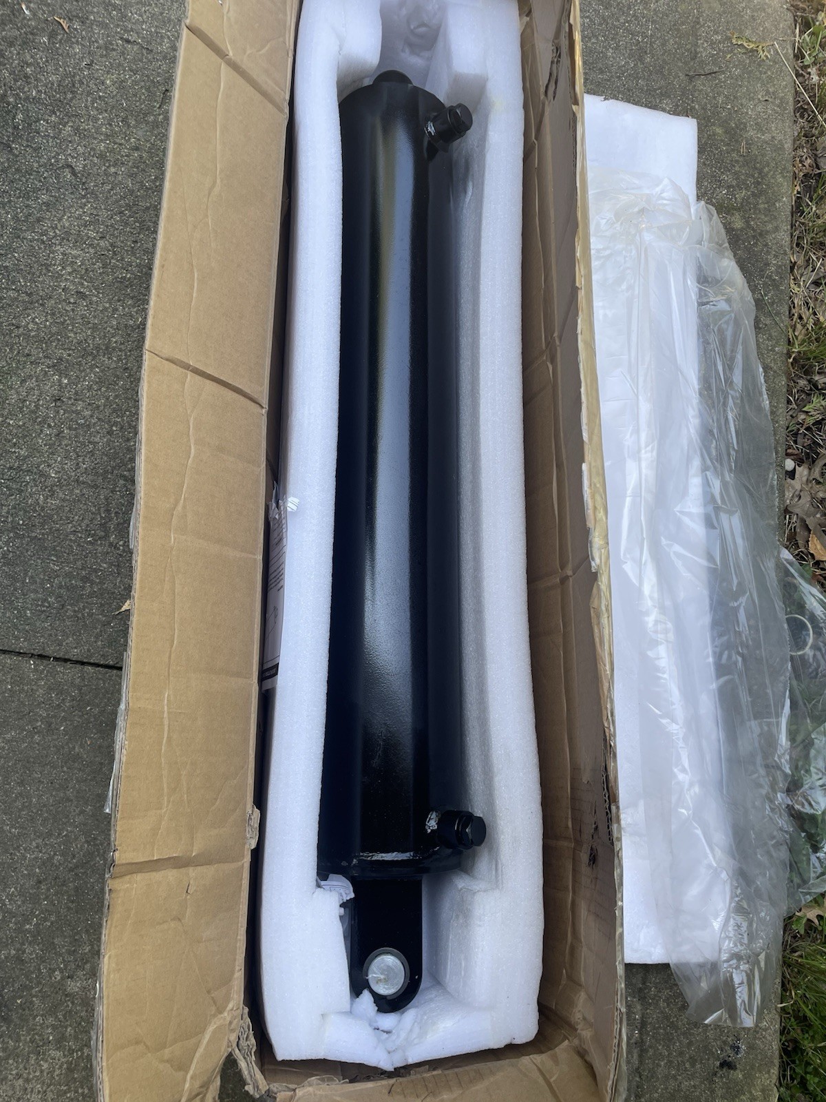 4.5X24 Hydraulic Cylinder - 4.5
