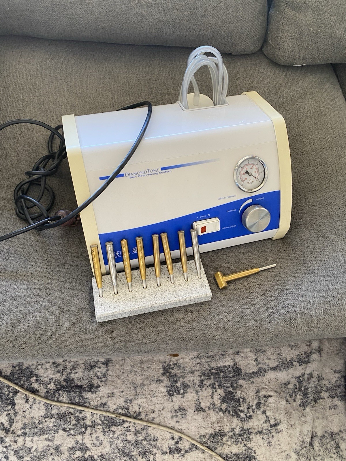 Altair DiamondTome DM5000A Professional Microdermabrasion Machine