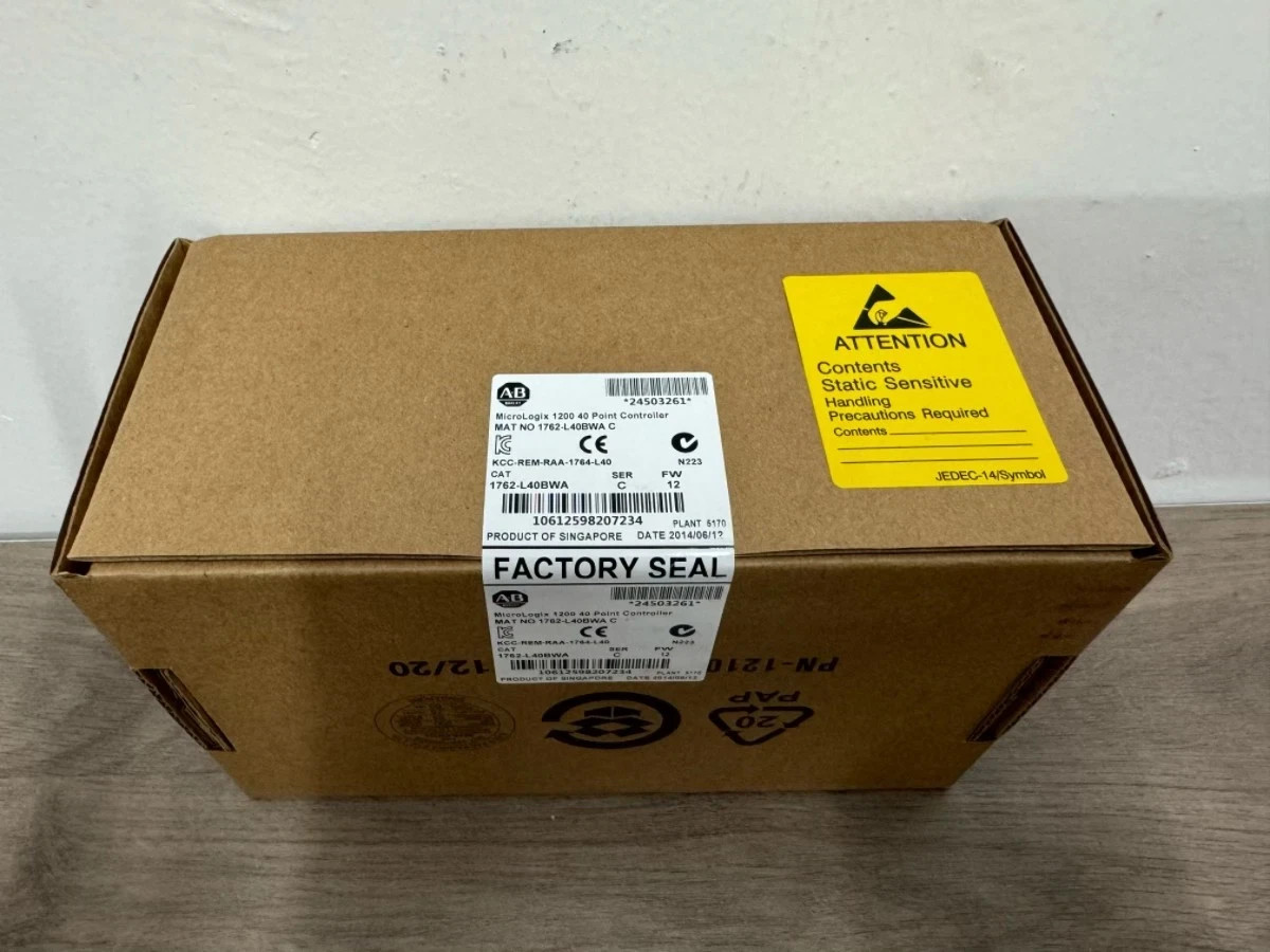 New Sealed Allen-Bradley 1762-L40BWA MicroLogix 1200 40 Point Controller PLC