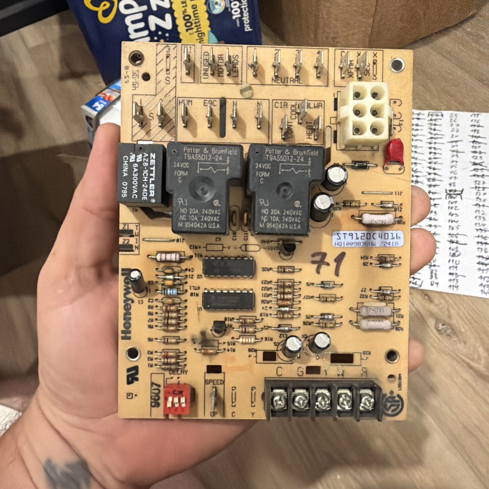 Furnace Control Board Honeywell ST9120C4016