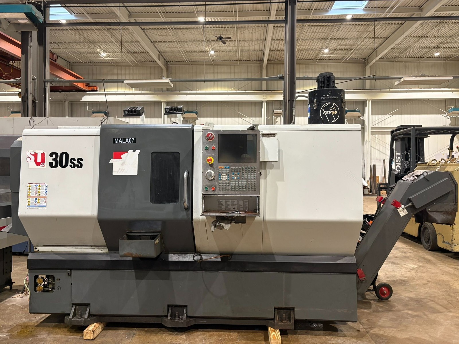 2013 Haas ST-30SS CNC Lathe w/ Live Tool Capability & Tailstock 2013 Haas ST-30SS CNC Lathe w/ Live Tool Capability & Tailstock