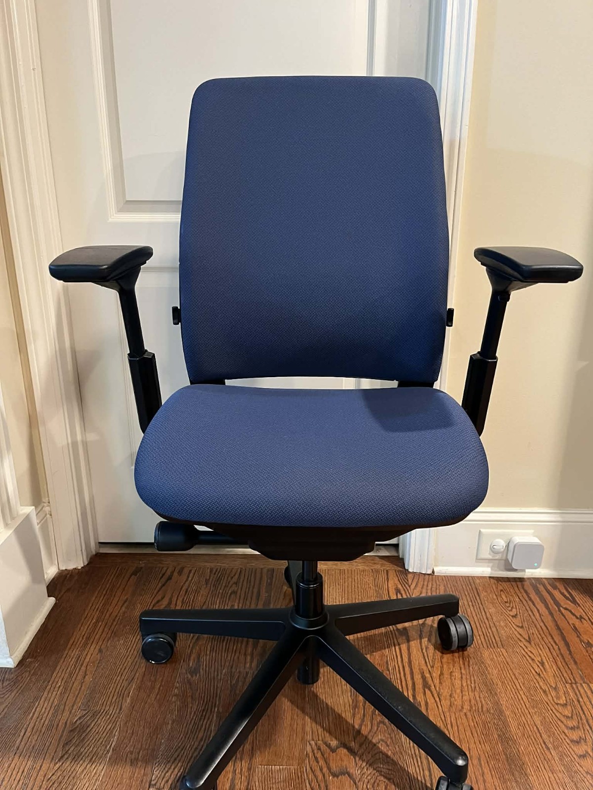 Steelcase Amia  Office Chair 