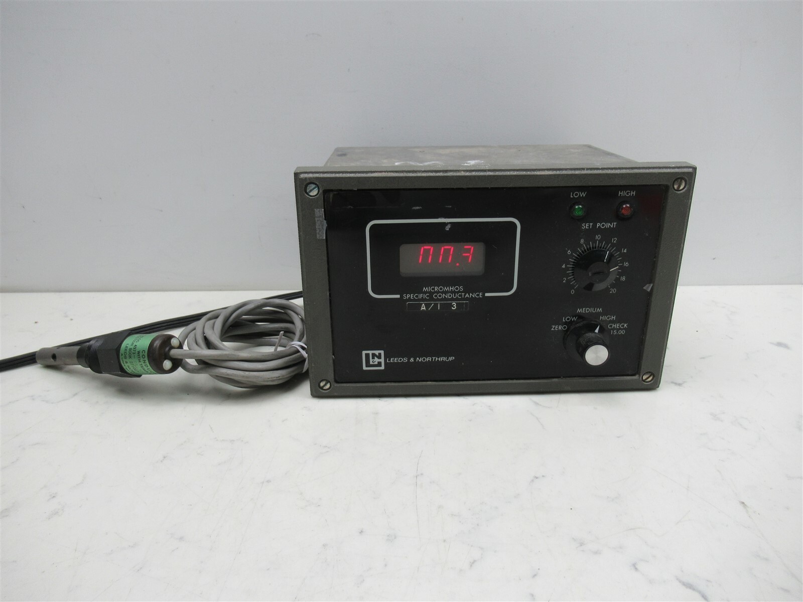 Leeds & Northrup Micromhos Specific Conductance Meter with Probe
