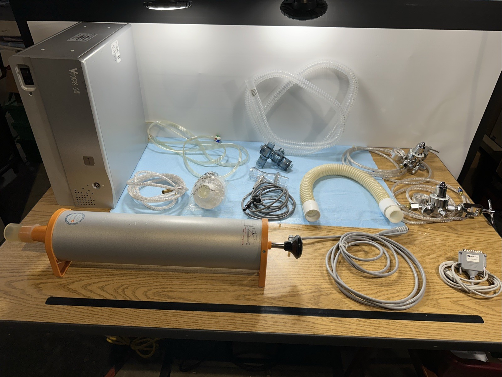 Carefusion  Vmax Encore 22  Analyzer #777494 With 12 Accessories ￼
