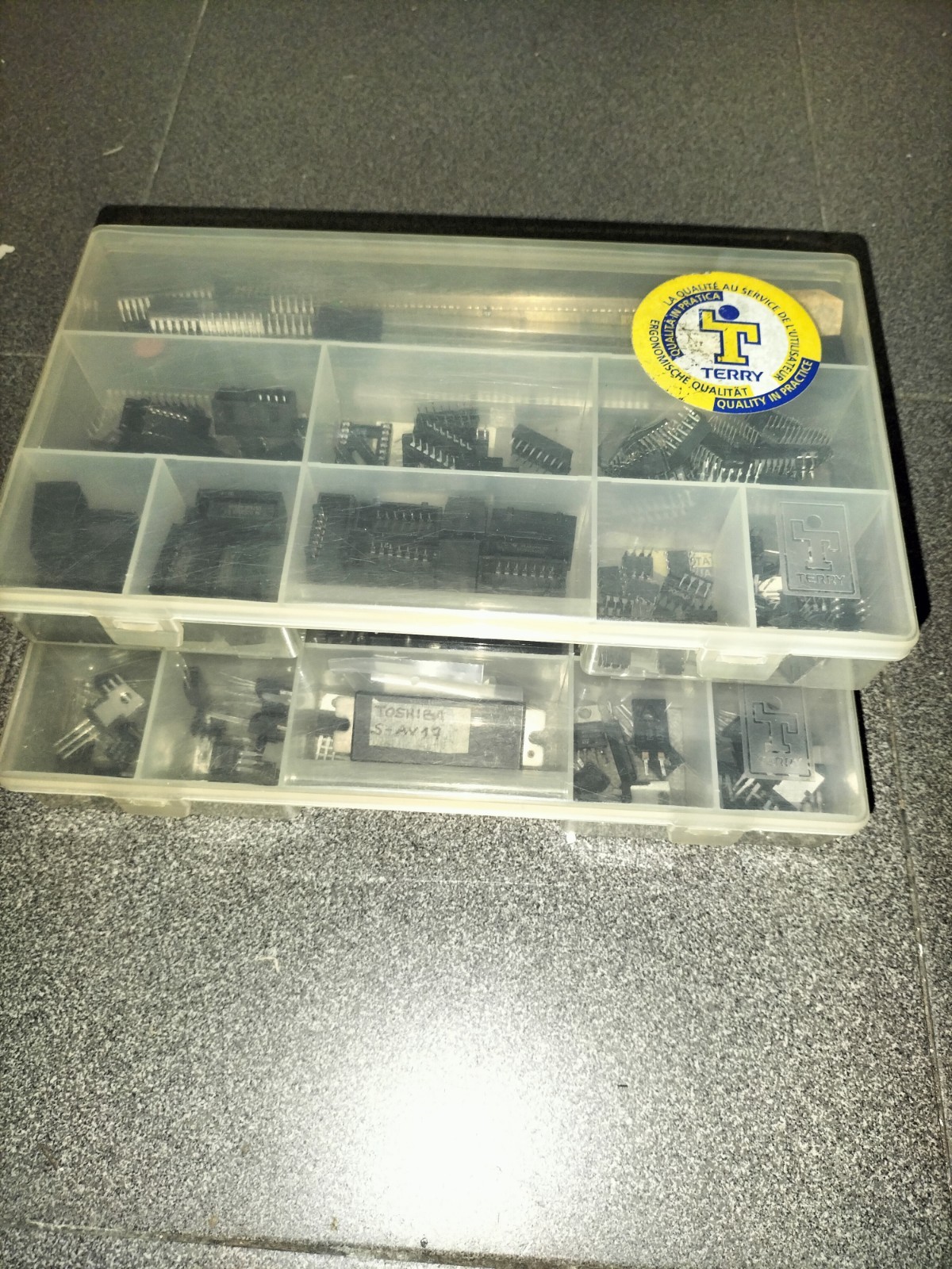 Stock vintage electronic components, RF modules, TO-3 transistor, audio logic