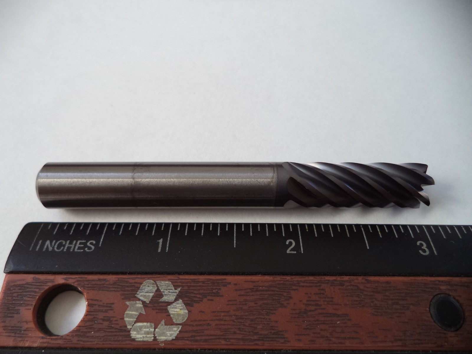 KENNAMETAL UJDE375J6CRA 3/8\'\' X 1\'\' X 3.0\'\' X  R.015 KCSM15 6 FLUTE END MILL