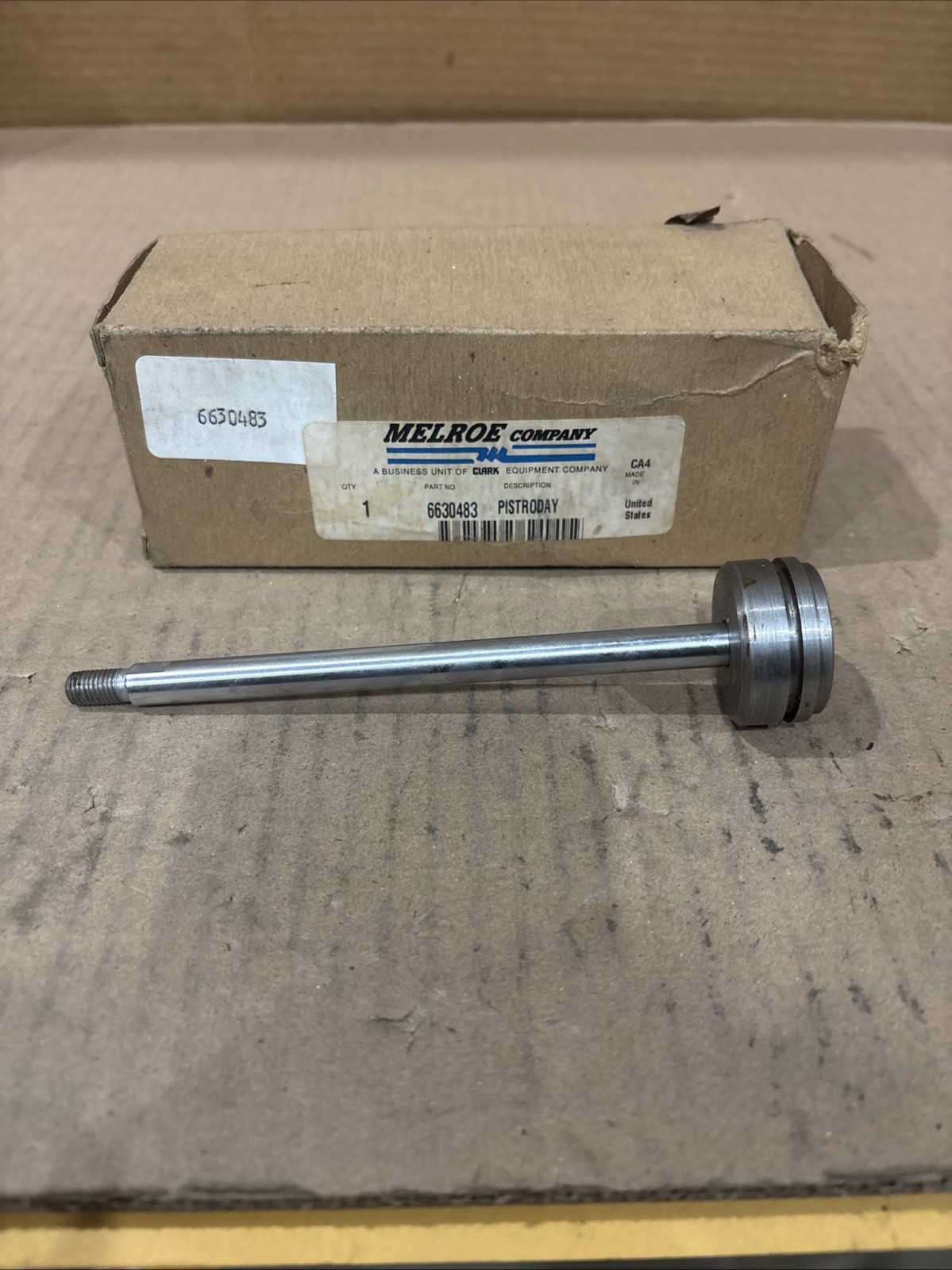 Bobcat 6630483 Piston & Rod OEM NOS