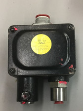 BARKSDALE Pressure Actuated Switch 9048-4, Sealed Piston Type  (B178) picture