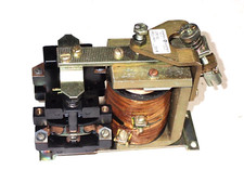 C100A2 GENERAL ELECTRIC DELAY RELAY NEW picture