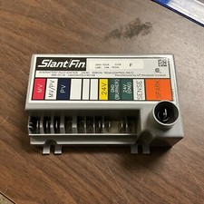 UT ELECTRONIC CONTROLS SLANT FIN 1003-621A INTERMITTENT PILOT IGNITION picture