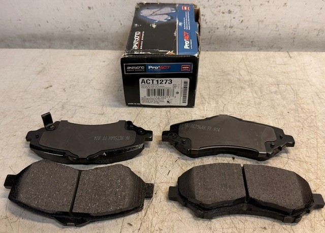 Box Of 4 Akebono ProACT Ultra-Premium Ceramic Disc Brake Pads ACT1273