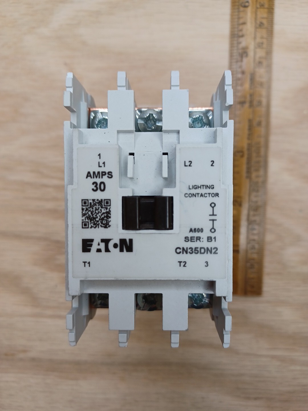 EATON CN35DN2CB LIGHTING CONTACTOR 2 POLE OPEN TYPE 30 AMP SERIES B1 NNB