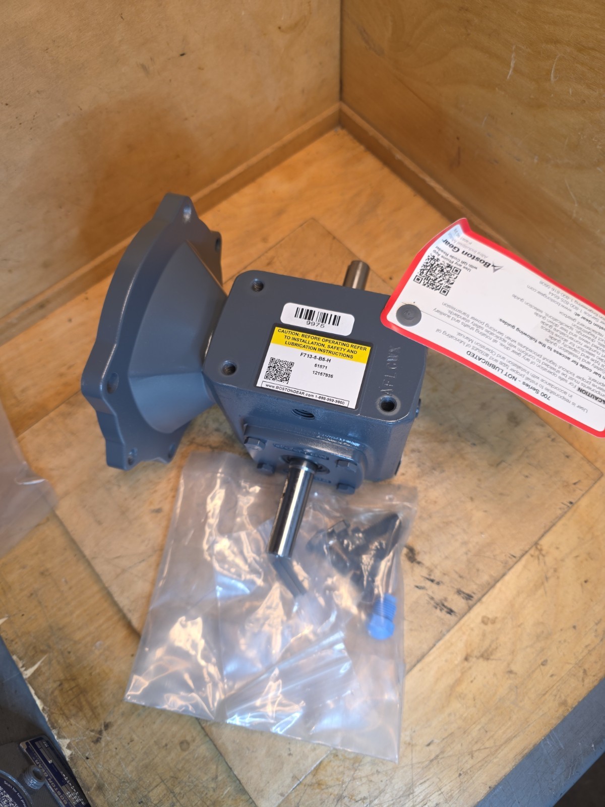 Boston Gear F713-5-B5-H Right Angle Speed Reducer Double Output 5:1 Ratio