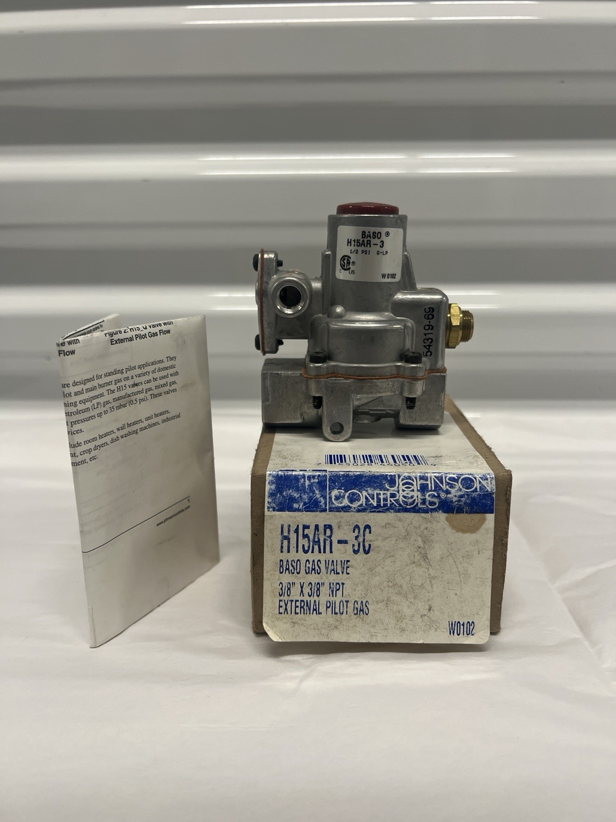 Baso H15AR-3 W0102 Gas Pilot Valve 3/8\