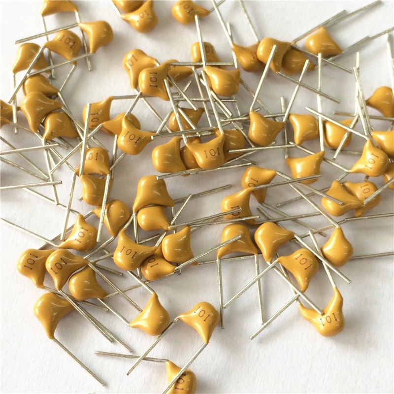 100pcs multlayer ceramic capacitor 100PF 0.1NF 50V 101 pitch = 5.08mm *qq