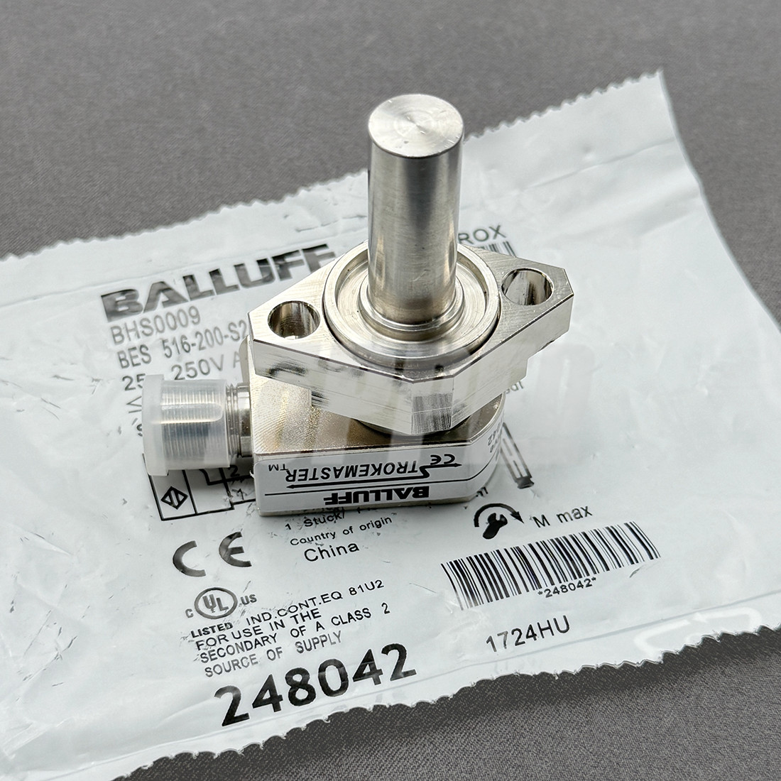 Brand New Sensor BHS0009 BES 516-200-S2/1.250