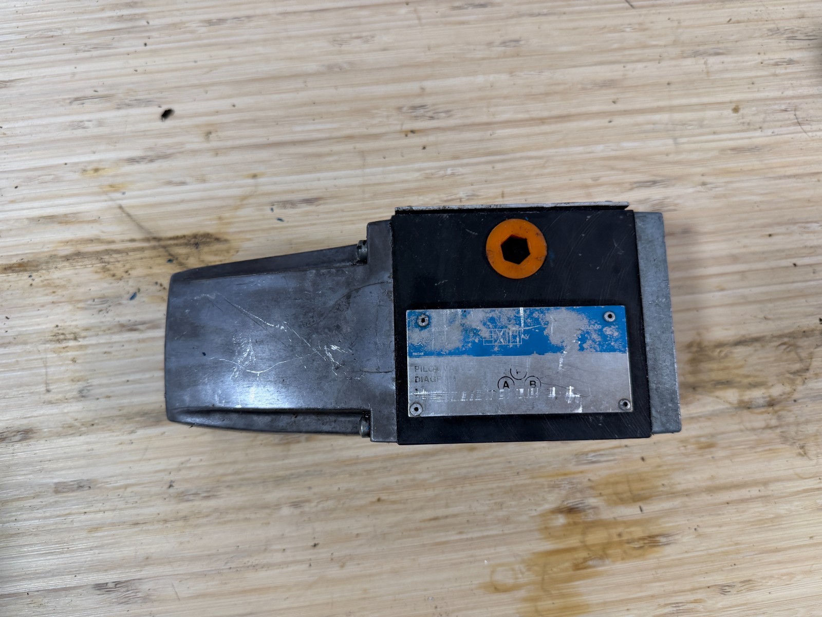 VICKERS PRESSURE CONTROL VALVE RT-06-A1-30 281291