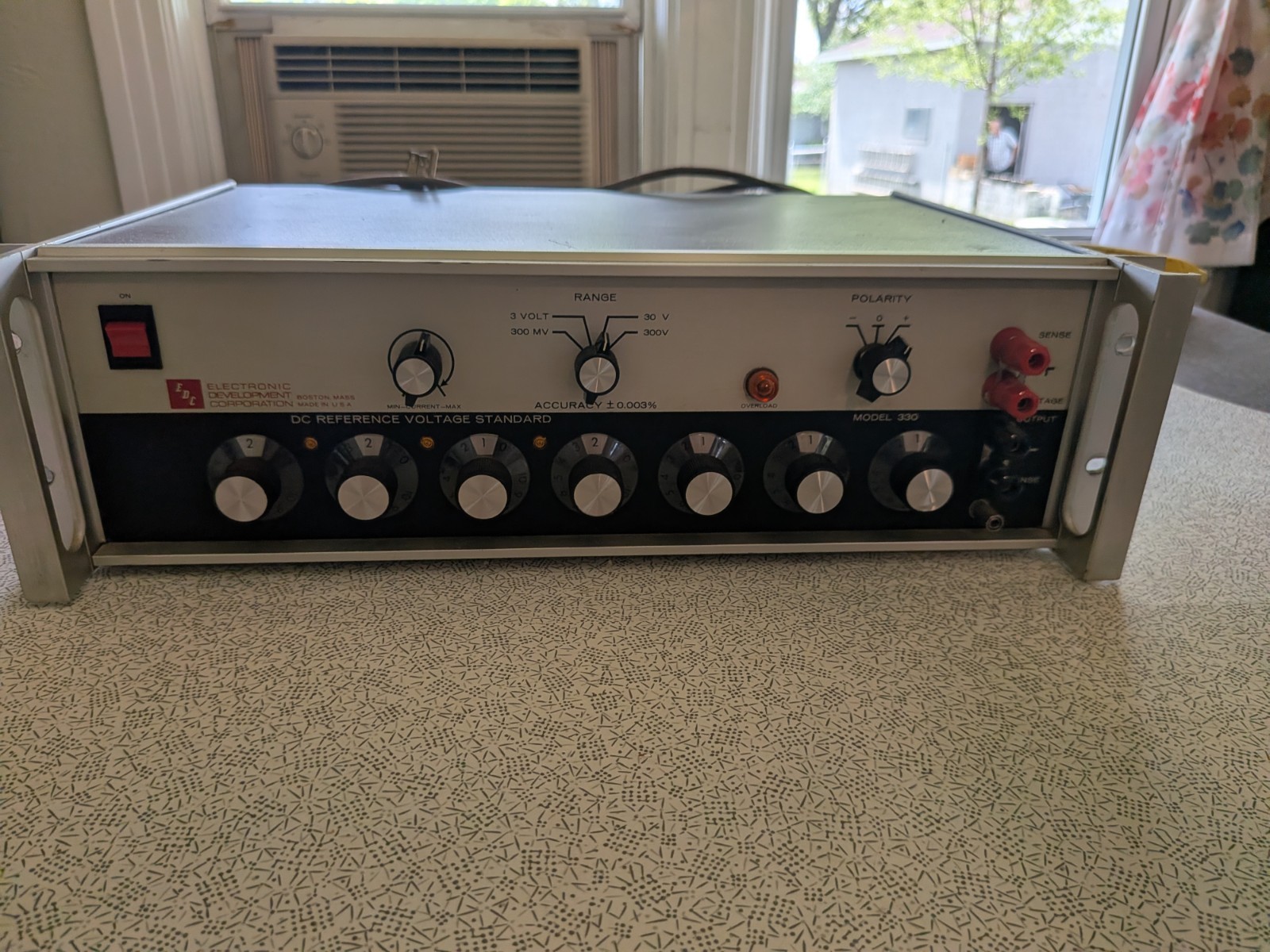 EDC DC Reference Voltage Standard Electronic Development Model 330 EDC DC Reference Voltage Standard Electronic Development Model 330