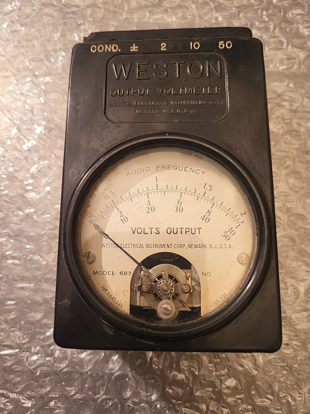 Vintage Weston 687 Output Voltmeter.  Free Fast Shipping 