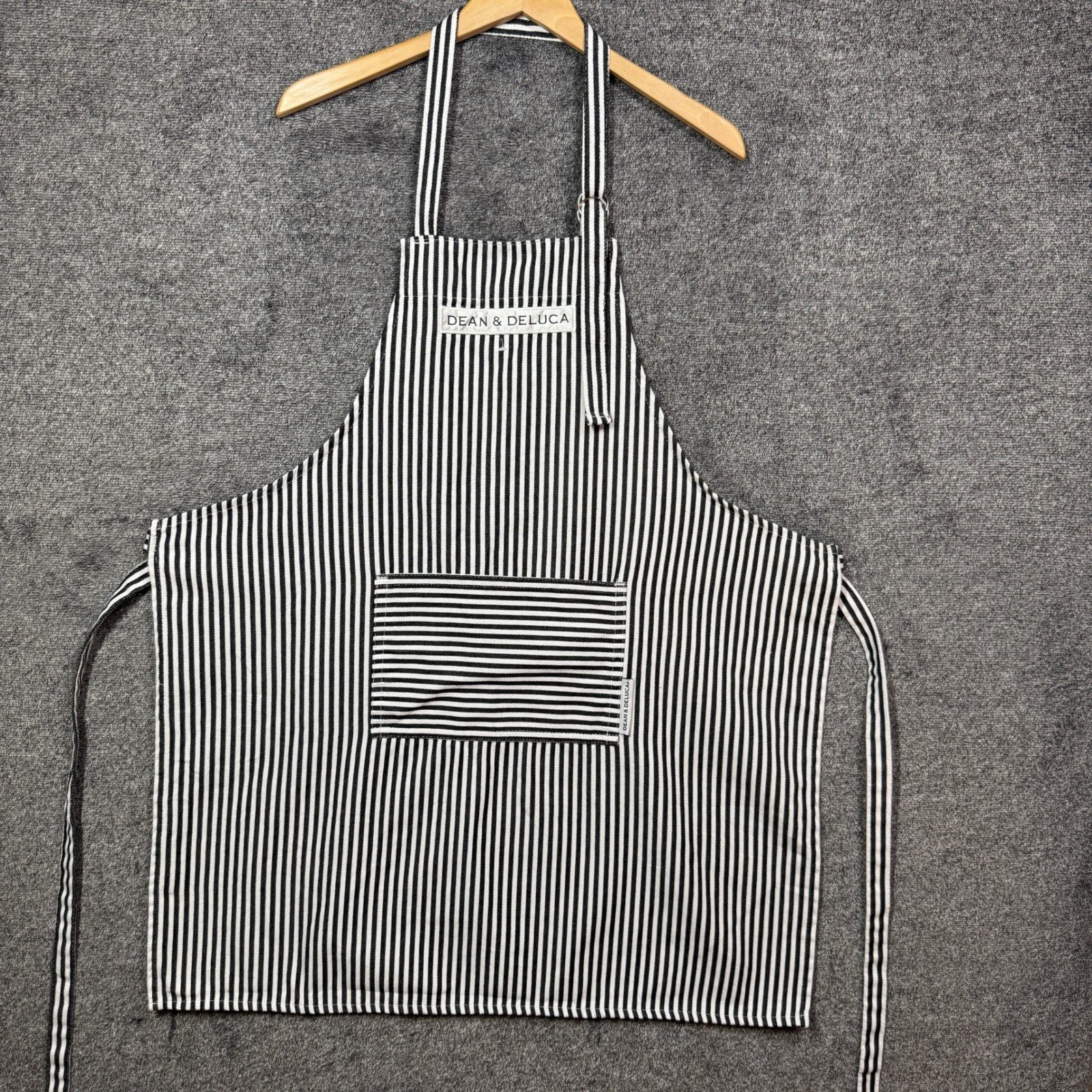 Dean & Deluca Apron Striped Bib Black White Adjustable Cotton Blend Pocket