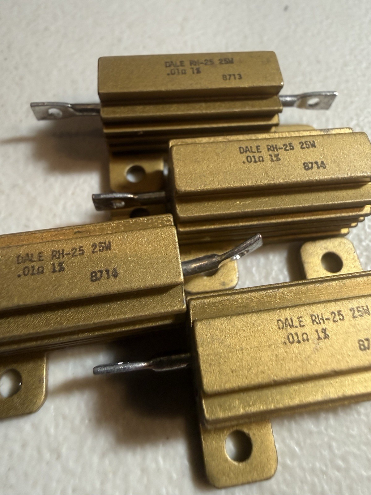 dale wire wound resistor .01 Ohms 25W %1 (4 PCs)