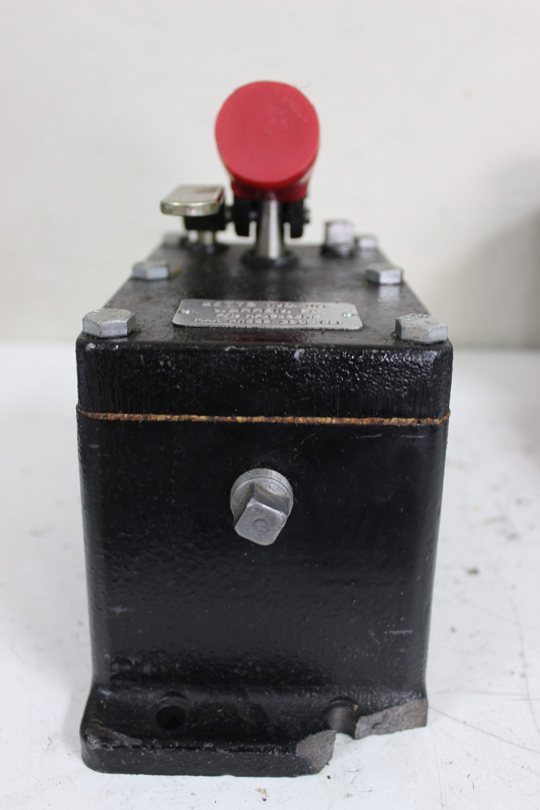 HP19165MS - Betts - Hydraulic Hand Pump