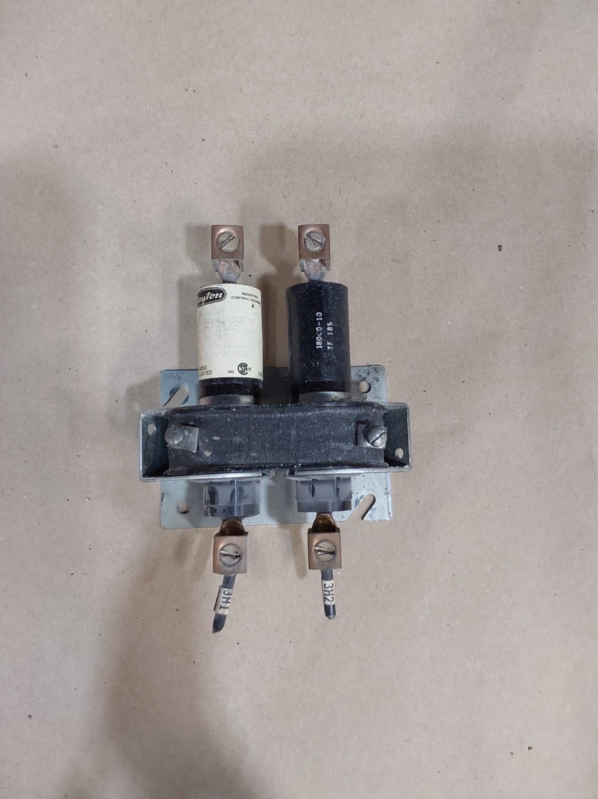 Dayton  6X600E DISPLACEMENT RELAY