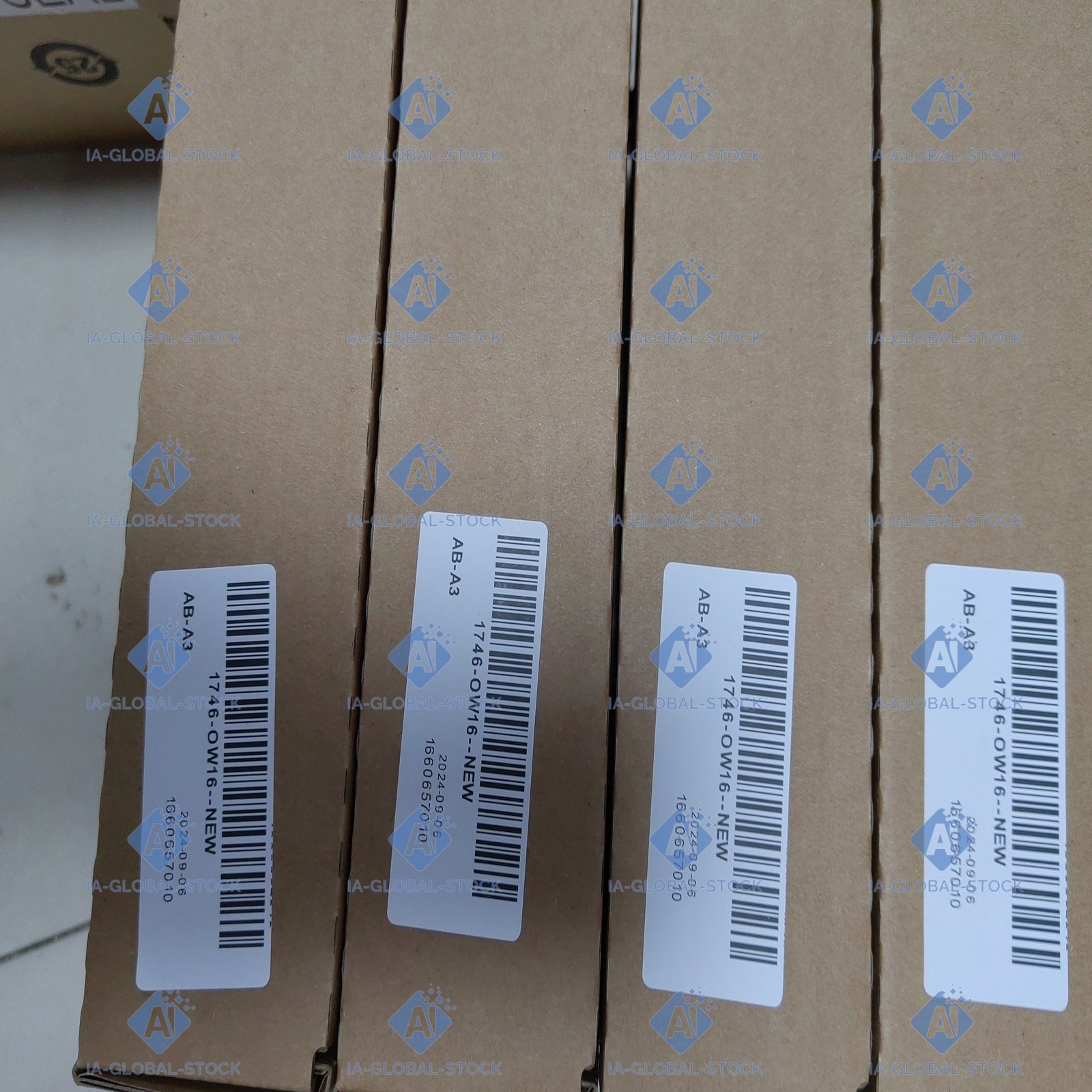 * US Stock * 1pc Brand New 1746-OW16 Allen-Bradley Fast Shipping
