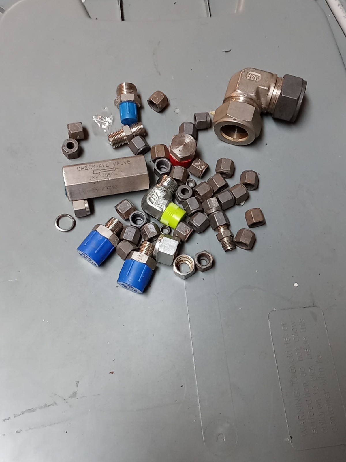 Swagelok Parker Ssp Mixed Lot Of Stainless Fittings Check Valve Nuts Ferrule Lot Swagelok Parker Ssp Mixed Lot Of Stainless Fittings Check Valve Nuts Ferrule Lot