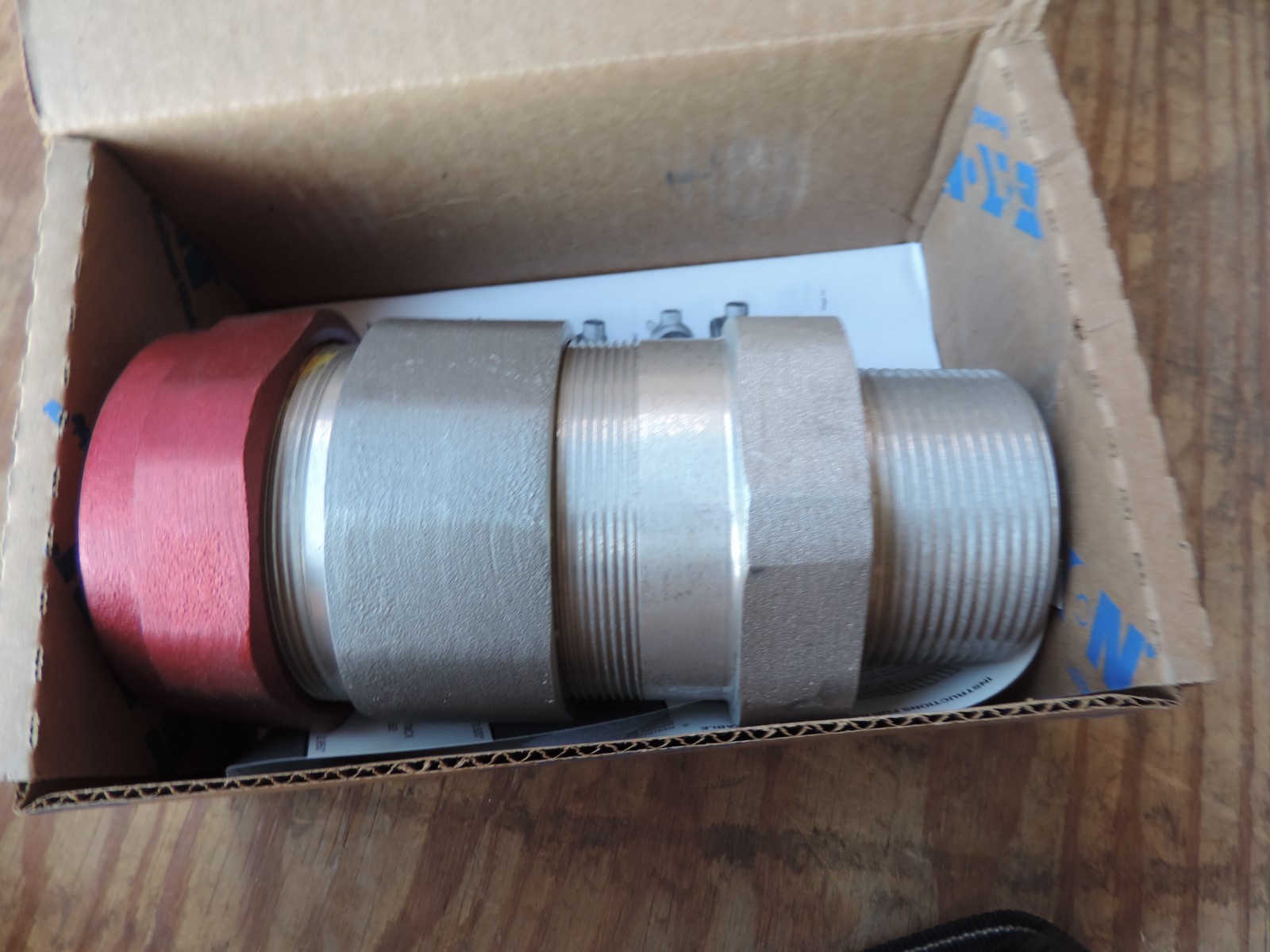 Eaton TMCX7247 Cable Gland 2 1/2 Eaton TMCX7247 Cable Gland 2 1/2