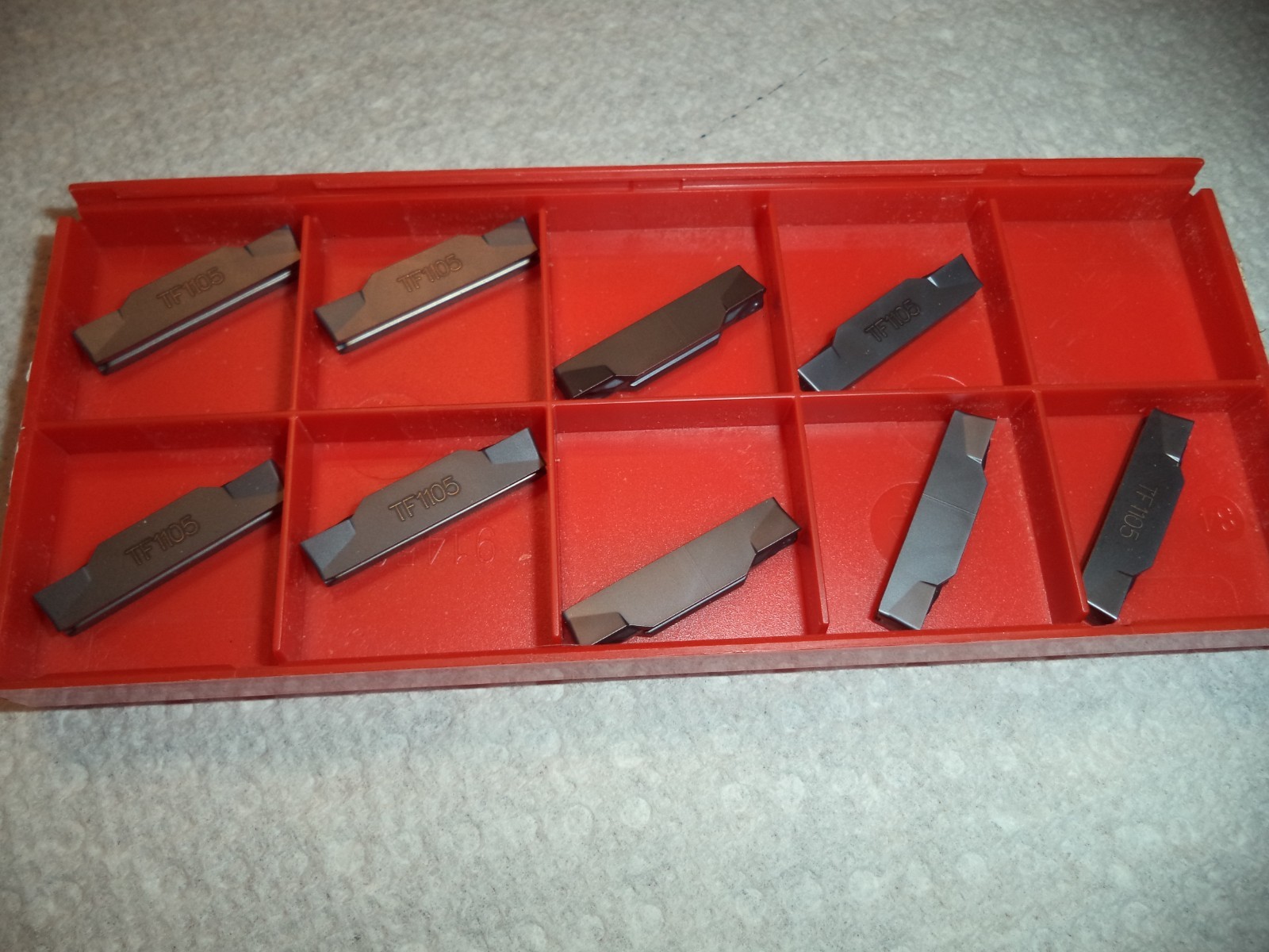 SANDVIK N123H2-0400-0004-TF GRADE 1105 CARBIDE GROOVING INSERTS 9 PCS.