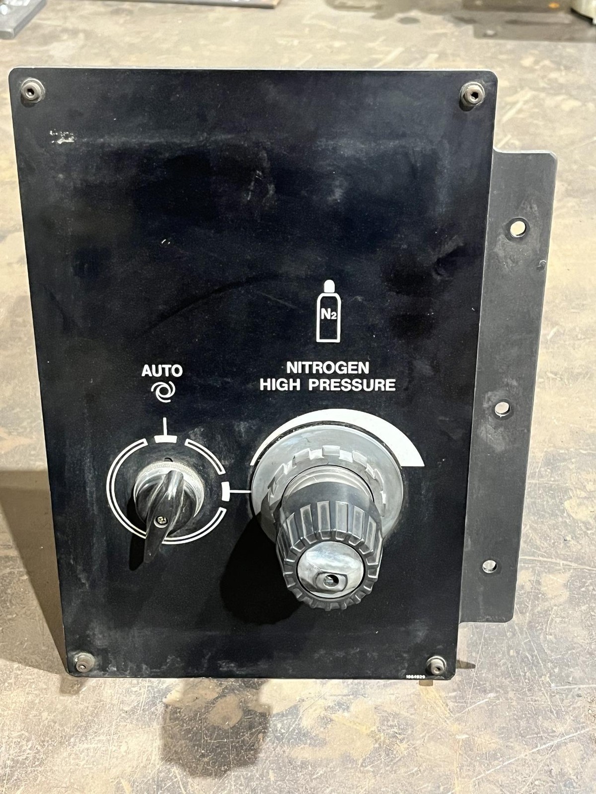 Amada Pulsar 2415 Nitrogen High Pressure Control Panel