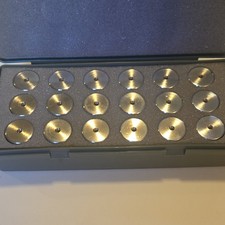 ISHIDA 18-Piece Calibration Weight Set in Case Laboratory 200 gram factory scale picture