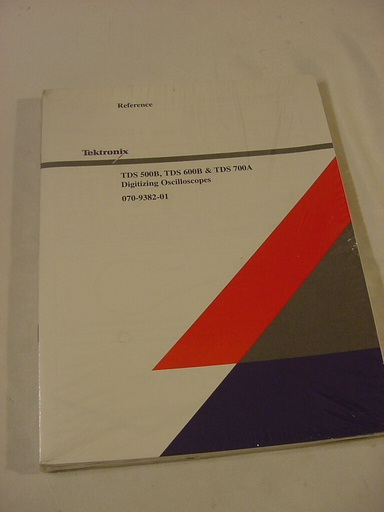 VTG MANUAL - TEKTRONIX  TDS 500B 600B 700A DIGITIZING OSCILLOSCOPE