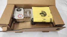 NEW Destaco 82M-3E030040L8 Enclosed Pneumatic Power Hold Down Clamp NEW IN BOX picture