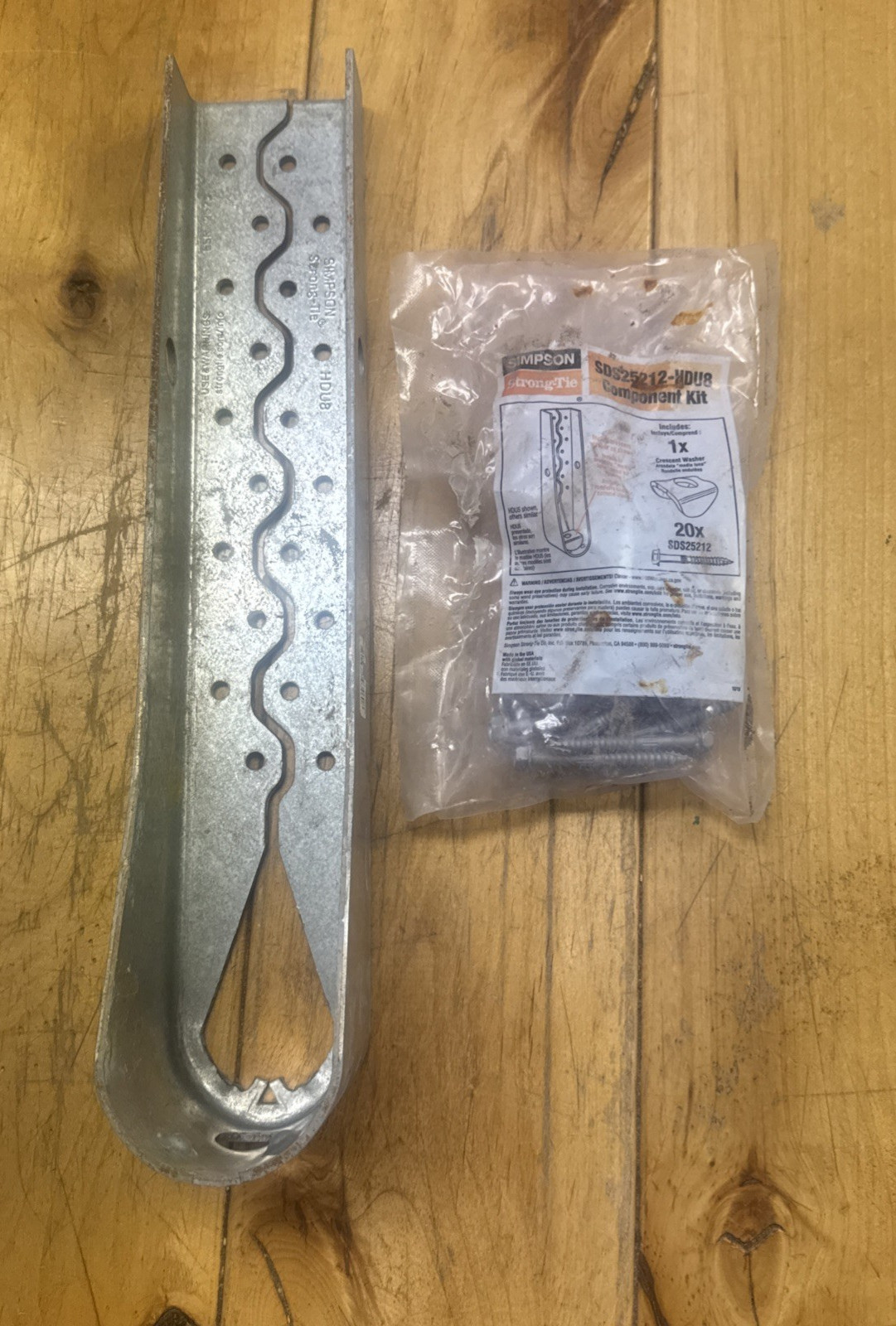 Simpson Strong-Tie HDU8-SDS2.5 with SDS25212-HDU8 Component kit - open box
